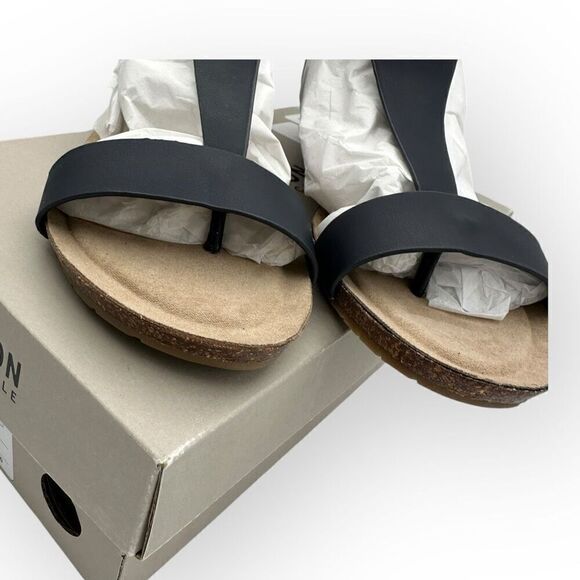 NWT Kenneth Cole Reaction Womens T-Strap Great Gal Wedge Sandals Navy Size 9.5 - Picture 3 of 9